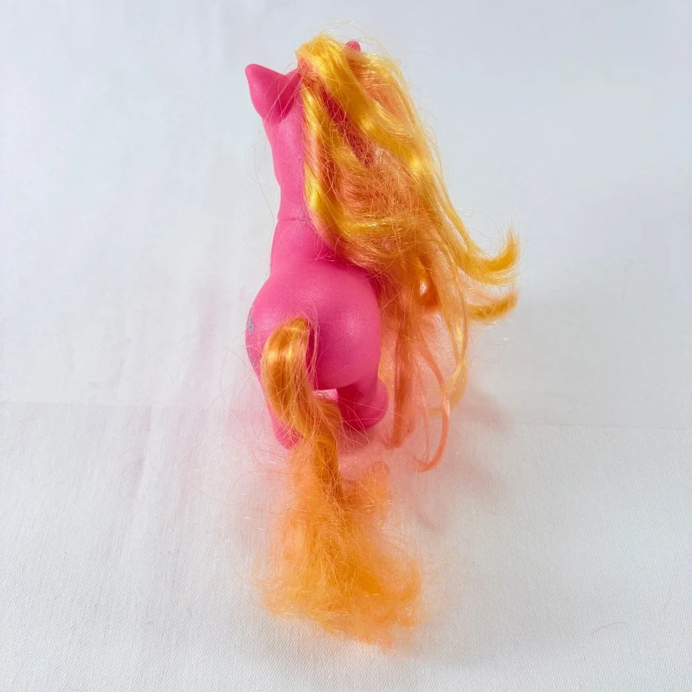 Vintage Hasbro 2002 My Little Pony G3 Amberlocks Pink Yellow Hair Blue Eyes